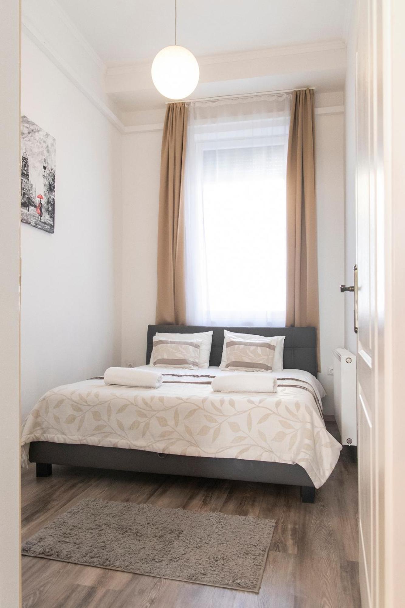 Real Apartments Revay Budapest Exterior photo