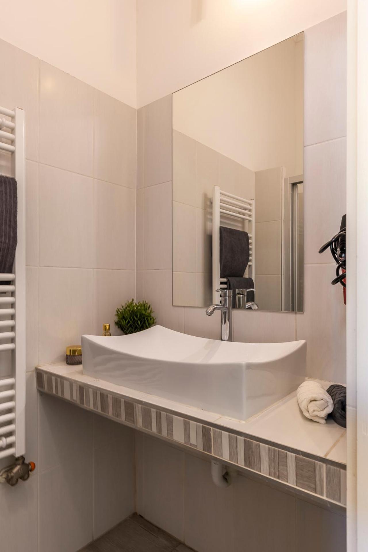 Real Apartments Revay Budapest Exterior photo